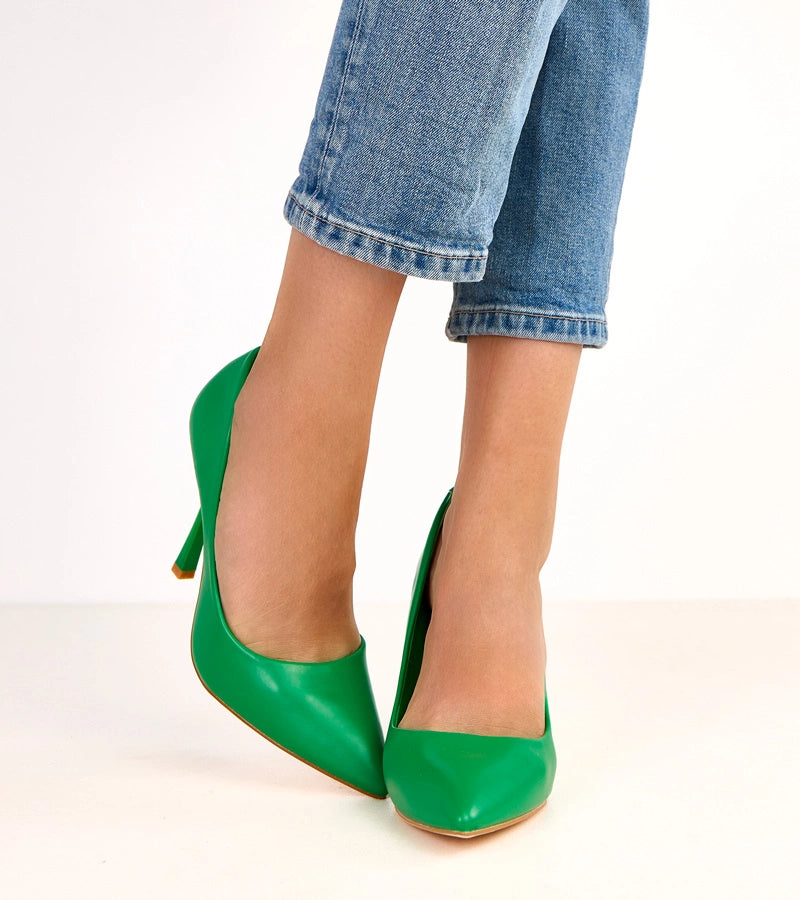 Nicole green classic pumps