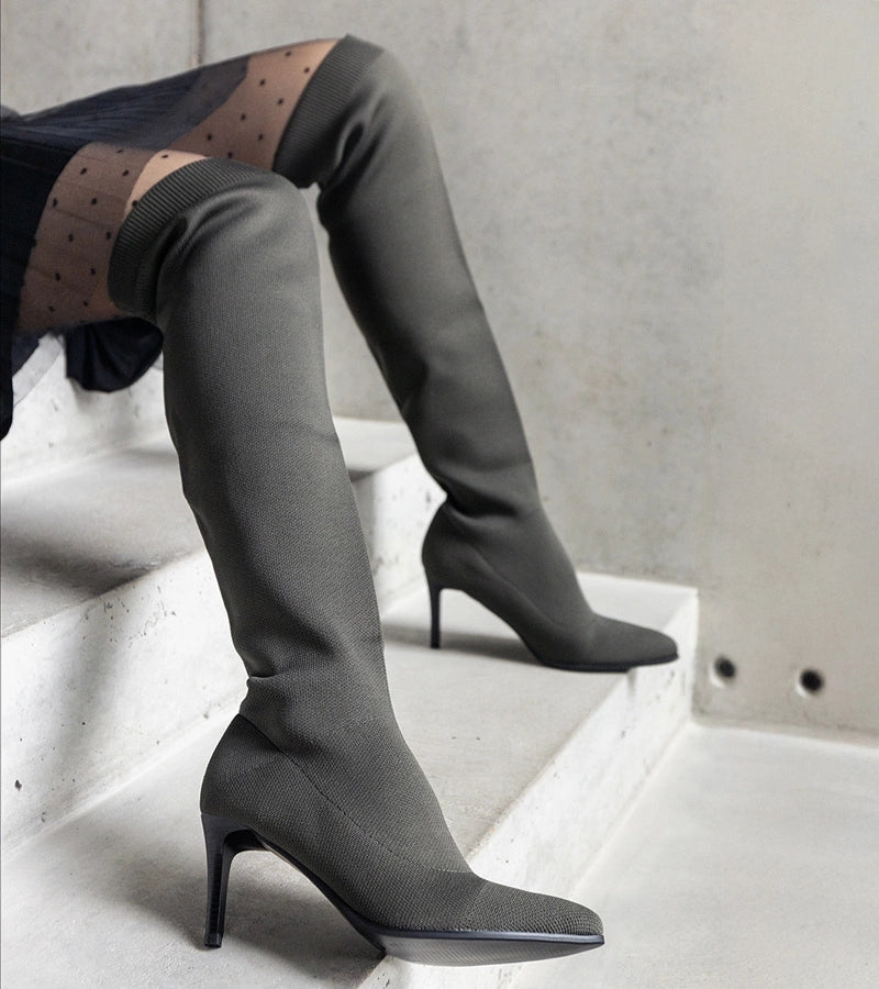 Grüne Stiletto-Stiefel mit elastischem Schaft von Atari.