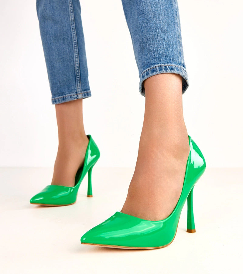 Shiny light green Loretta pumps