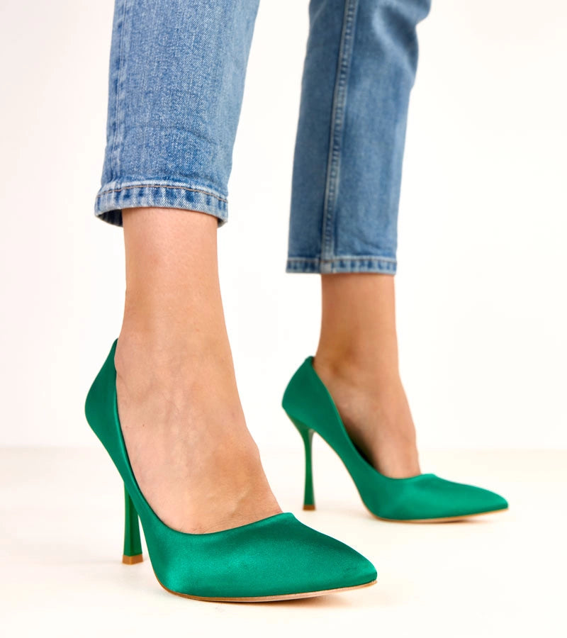 Green pumps with satin finish Cindy
