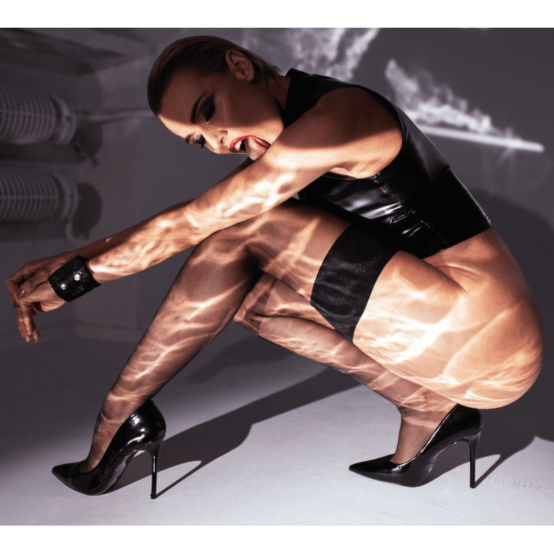 F324 Glam wetlook top with vinyl corset