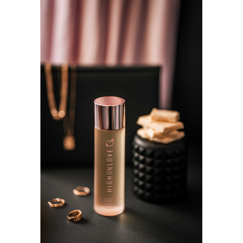 Luxurious massage oil Decadent white chocolate 120 ml