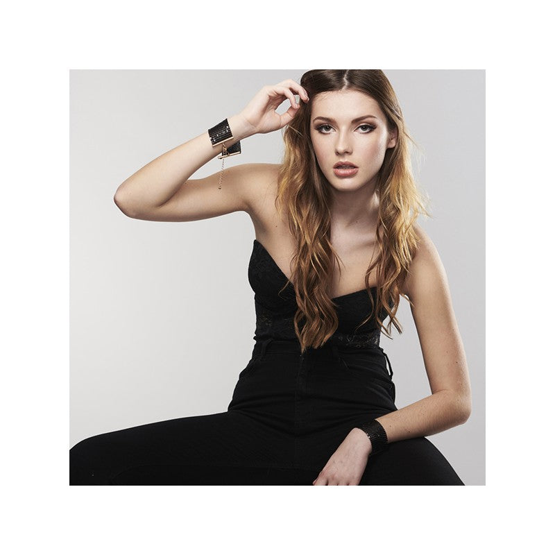 Black Handcuffs Desir Metallic